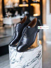 Czarne skórzane buty