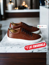 Brązowe skórzane trampki